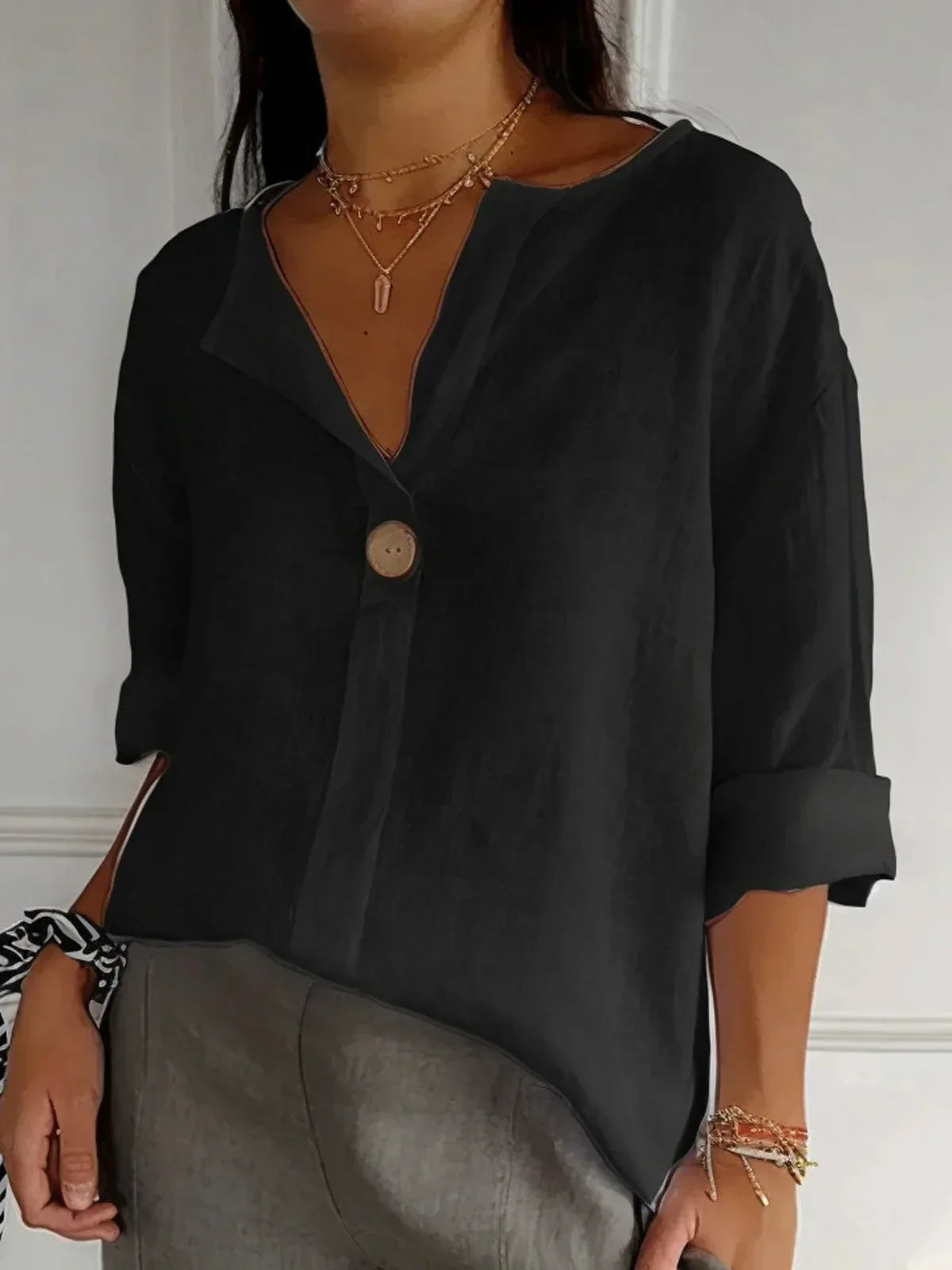 GLORIA - V-NECK BLOUSE