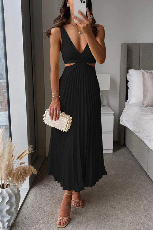 Alyzza - Pleated Midi Dress