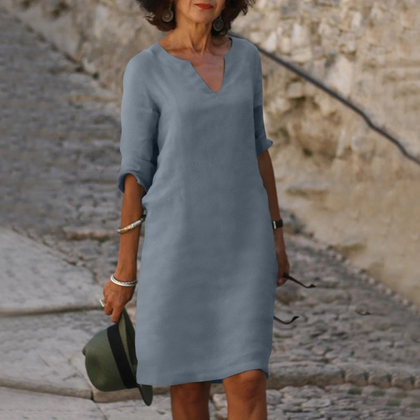 ELEANOR - TIMELESS V-NECK DRESS