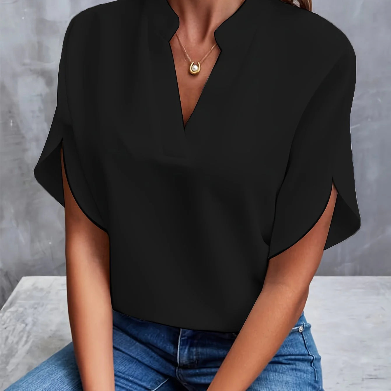 HAYDEN - FLARED SLEEVE BLOUSE