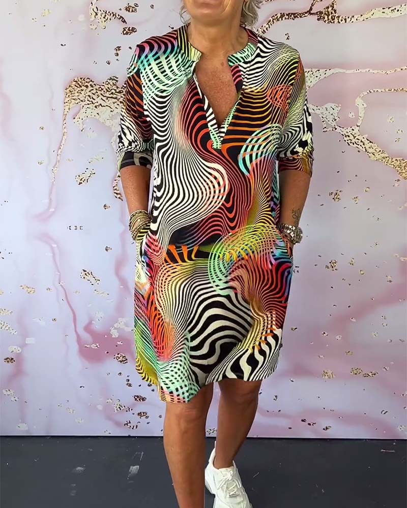 ALIRA - VIBRANT PATTERNED DRESS